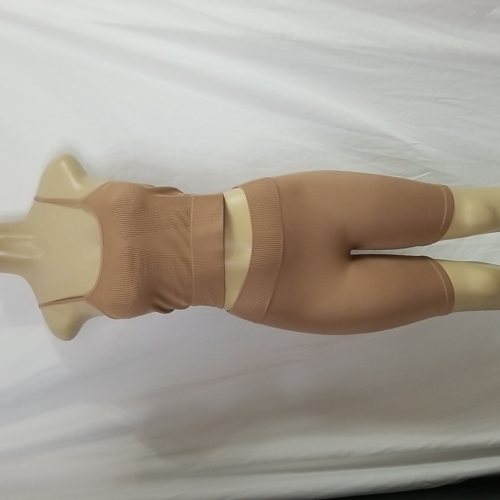 BOZZOLO 2 PIECE SEAMLESS WORK OUT CASUAL APPAREL IN TAN